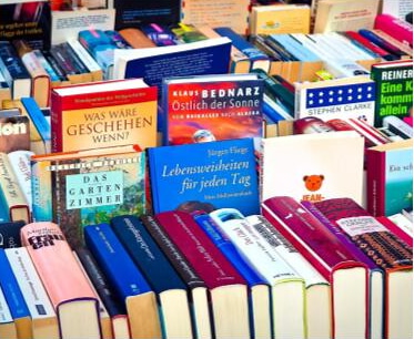 Büchermarkt in Friedenskirche 07.01.2024